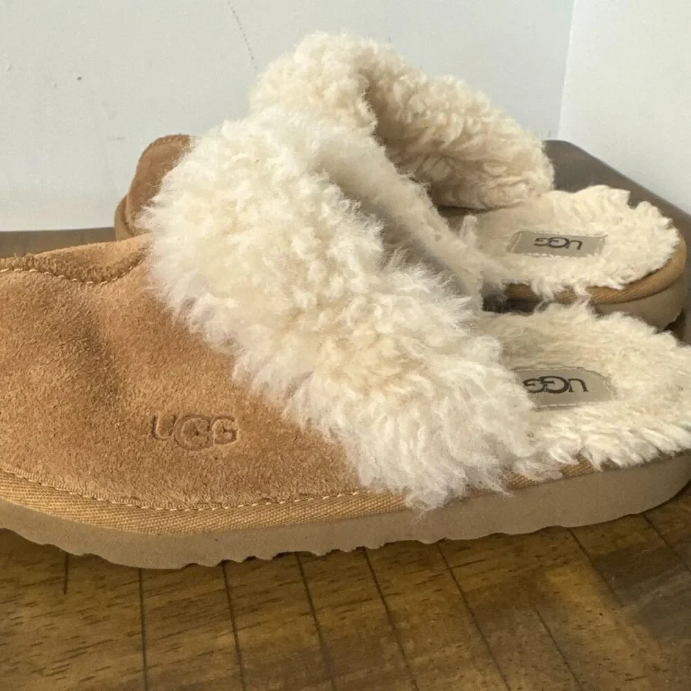 UGG Women's Sheepskin Slide Slippers Chestnut Brown Suede Size 3